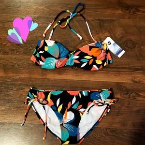 🆕️ ROXY bikini set